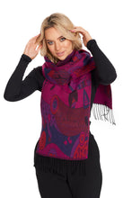 Scarf with "Picasso Type" Motif
